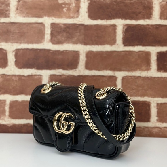 Gucci Marmont Small Black Matelassé Shoulder Bag - Picture 2 of 9